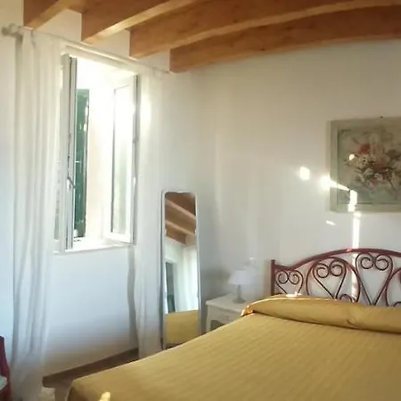 La Petite Maison בית נופש גרגננו